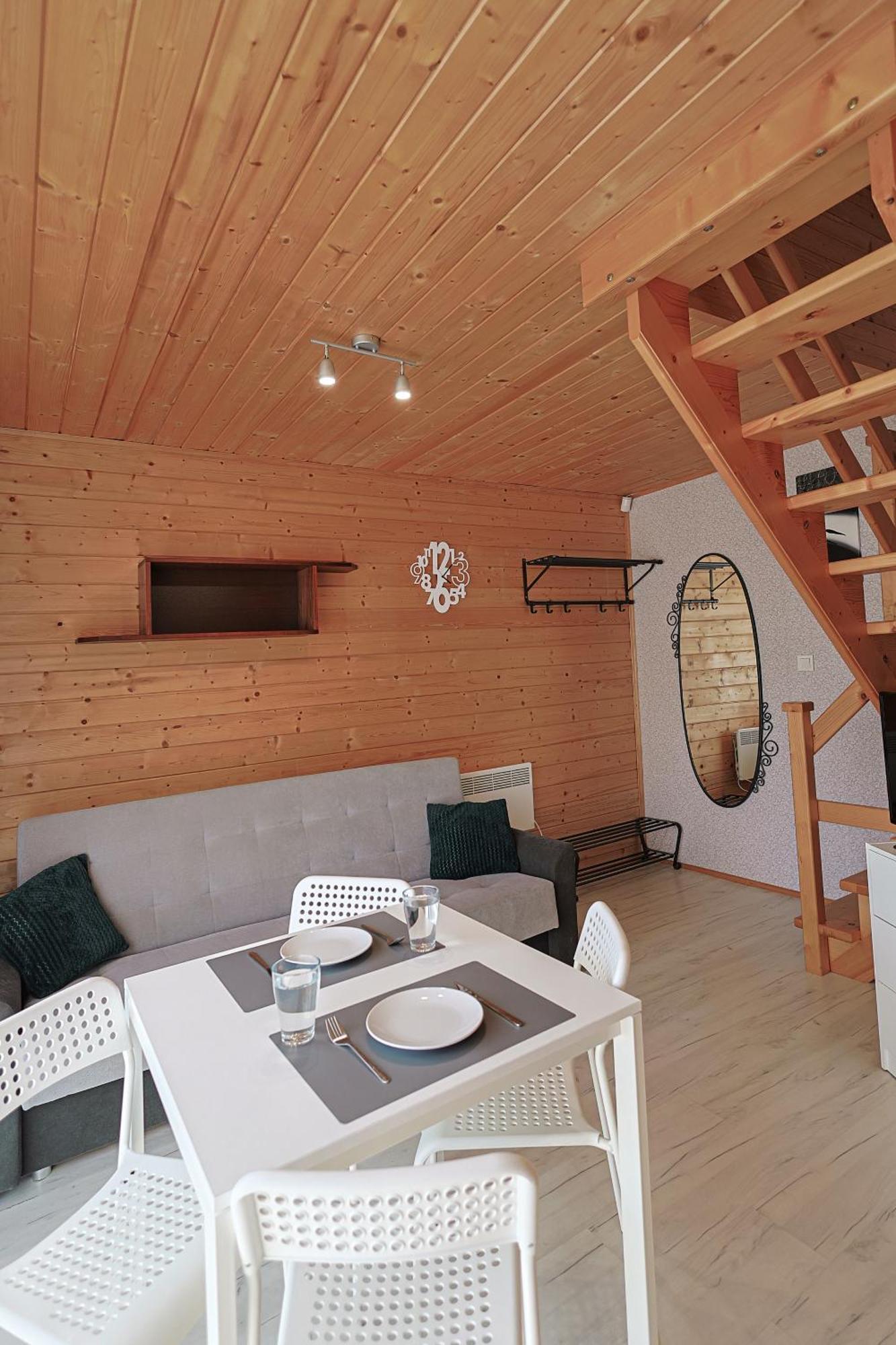 Aurora Ustka-Przewloka公寓式酒店 外观 照片