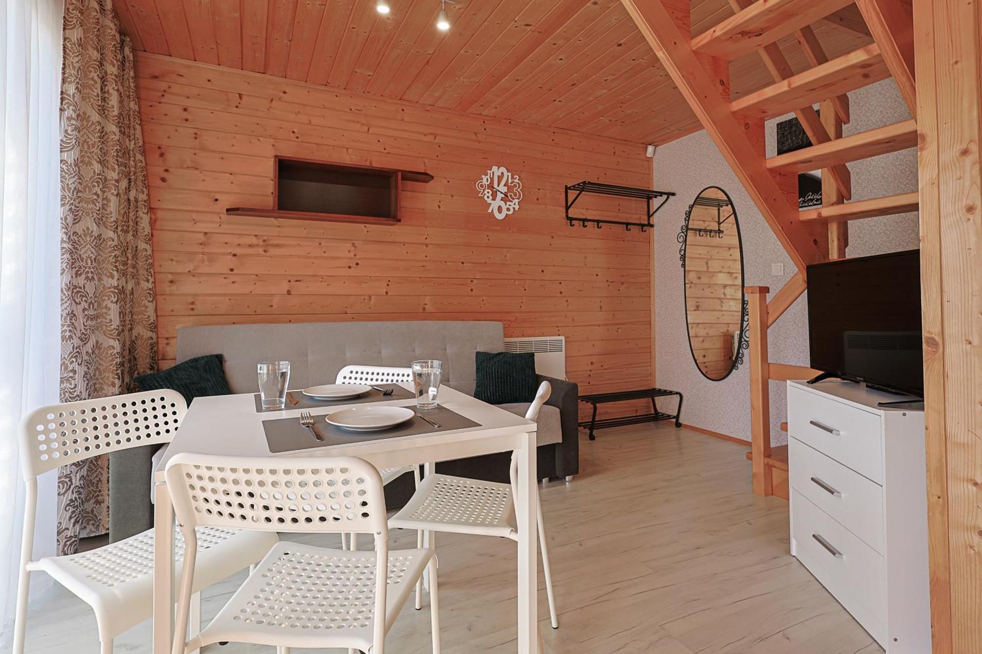 Aurora Ustka-Przewloka公寓式酒店 外观 照片